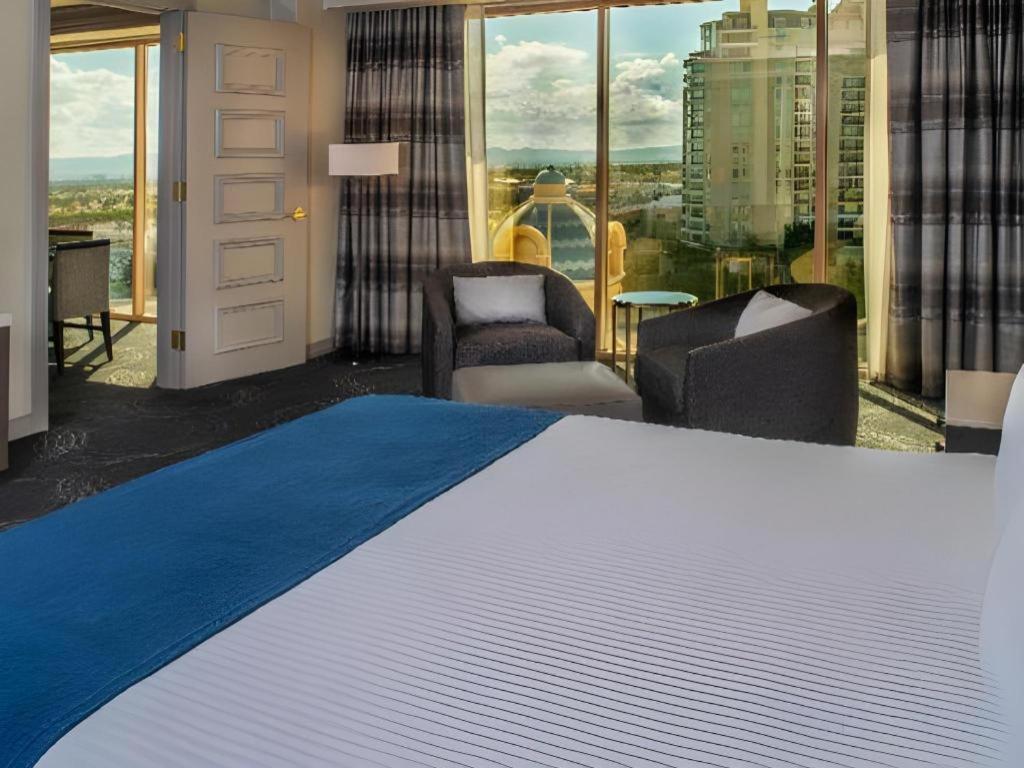Suncoast Hotel And Casino Las Vegas Esterno foto